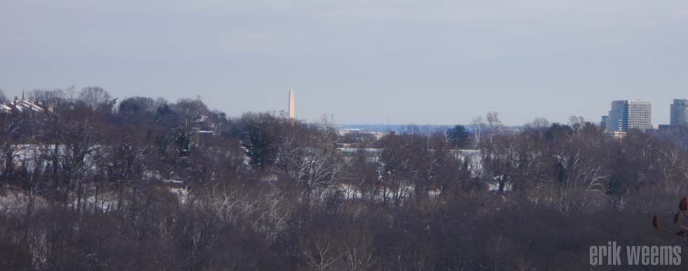 Snow and DC Washington Monument