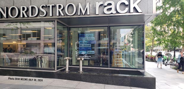 Nordstrom Rack store Washington DC Entrance L Street and 18 NW