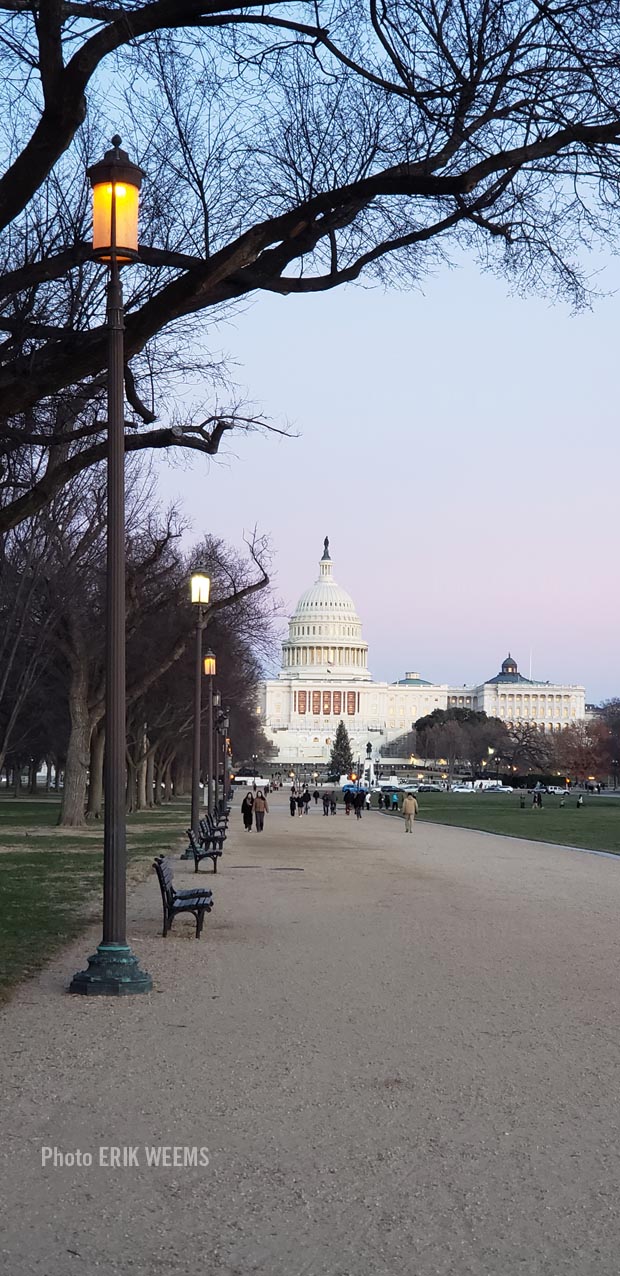 Light sunset colors on Capitol Dome on the National Mall