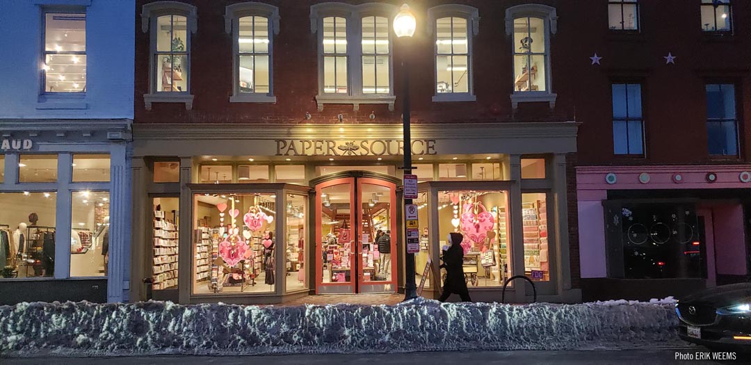 The paper Source Washington DC Georgetown