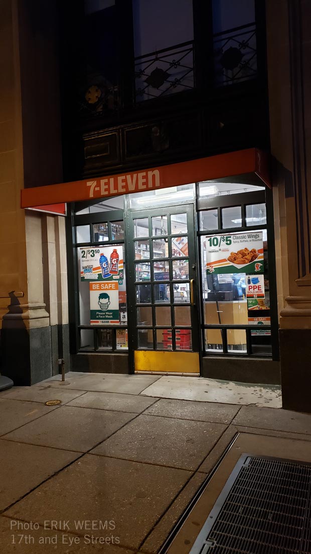Seven Eleven on 17th and Eye Street Barr Building