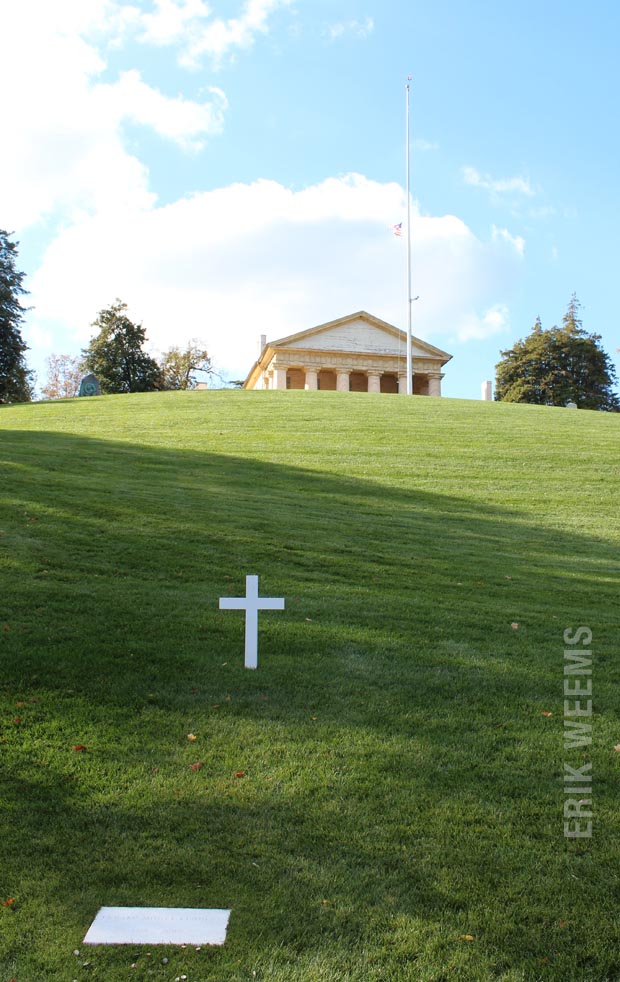 Arlington Cemetery and grave site Lee House 